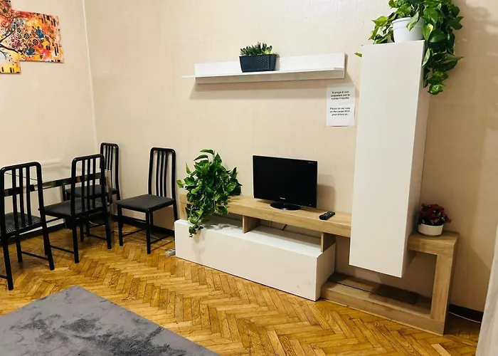 B&B Front Metro Lucania